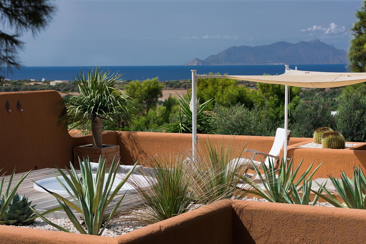 Dimora Dell'Olivastro Bed & Breakfast Favignana Exterior photo